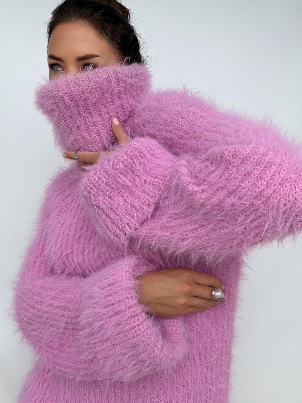 Chunky Knit Large Turtleneck Sweater Dress, Soft Light Pink Merino Wool Pullover, Oversized High Collar Winter Tunic, Handcrafted Knitwear