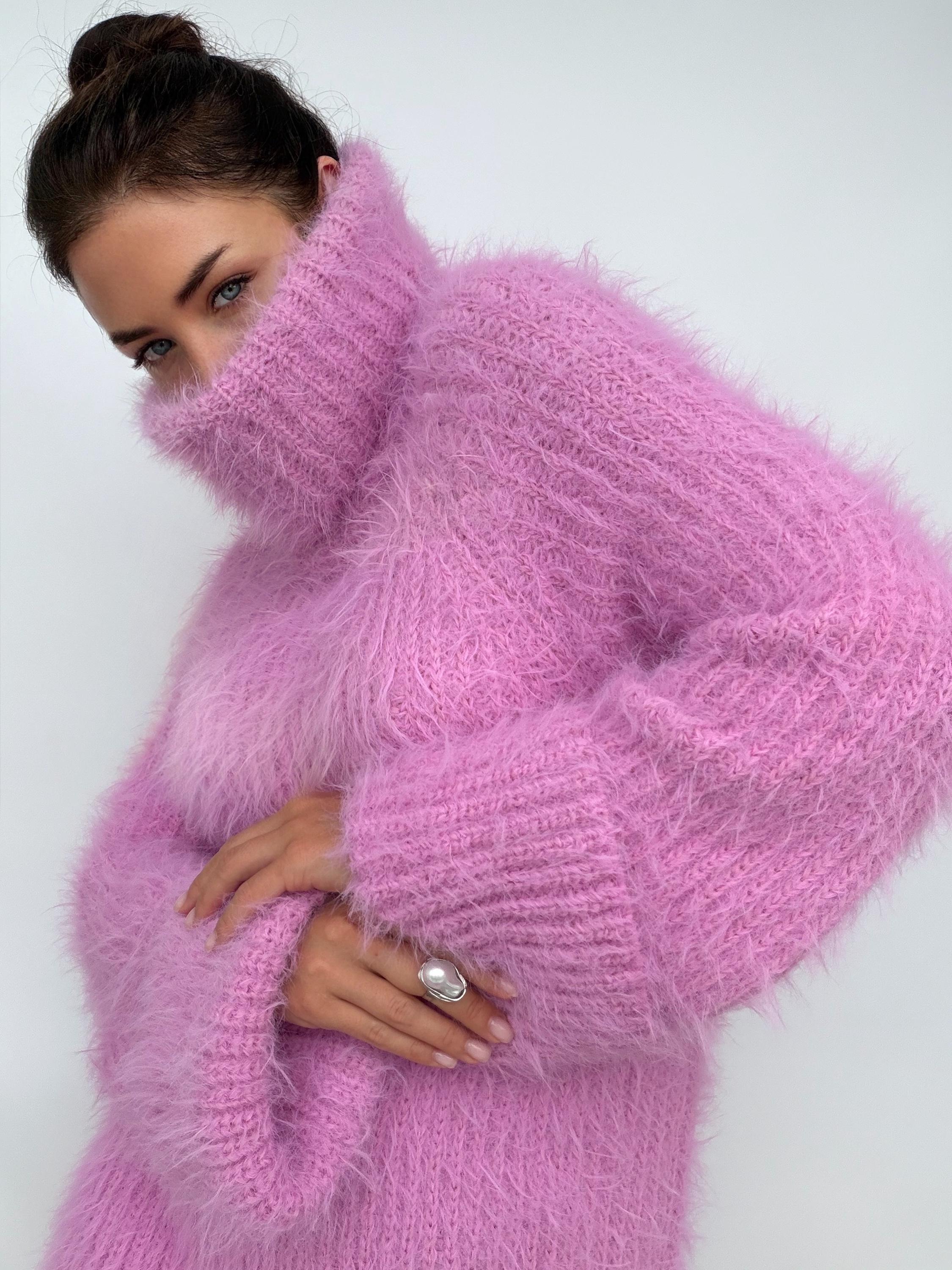 Chunky Knit Large Turtleneck Sweater Dress, Soft Light Pink Merino Wool Pullover, Oversized High Collar Winter Tunic, Handcrafted Knitwear