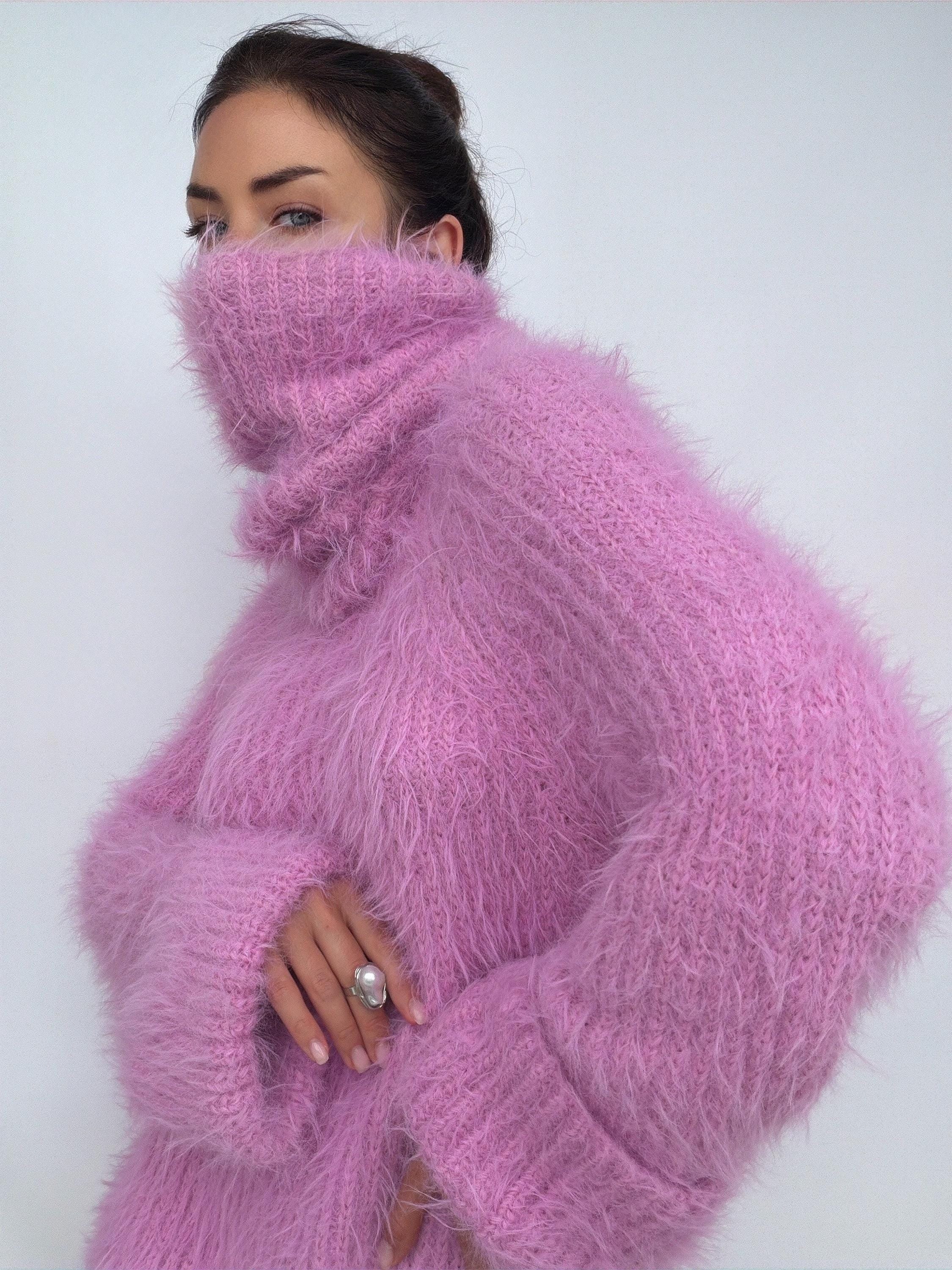 Chunky Knit Large Turtleneck Sweater Dress, Soft Light Pink Merino Wool Pullover, Oversized High Collar Winter Tunic, Handcrafted Knitwear