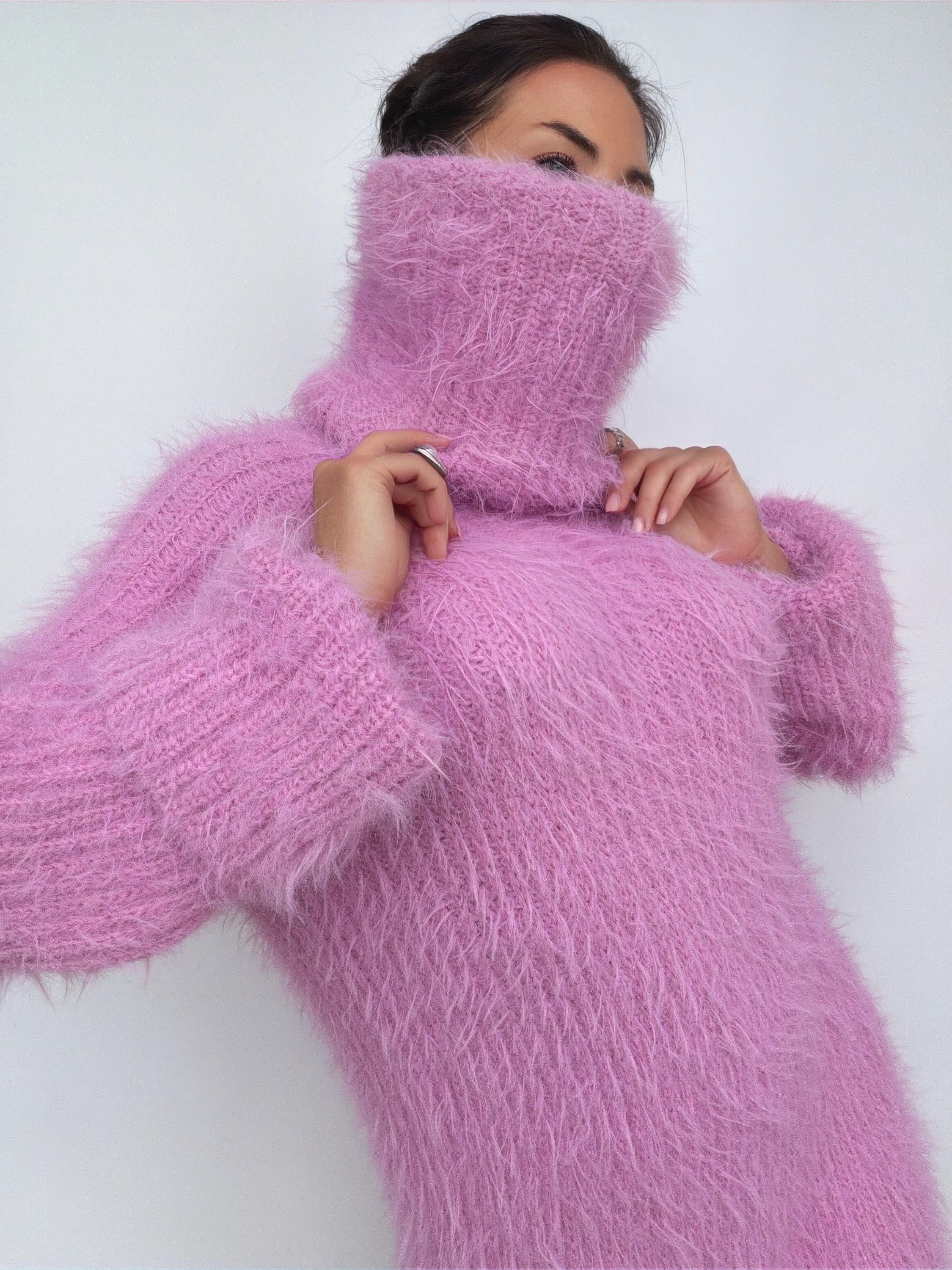 Chunky Knit Large Turtleneck Sweater Dress, Soft Light Pink Merino Wool Pullover, Oversized High Collar Winter Tunic, Handcrafted Knitwear