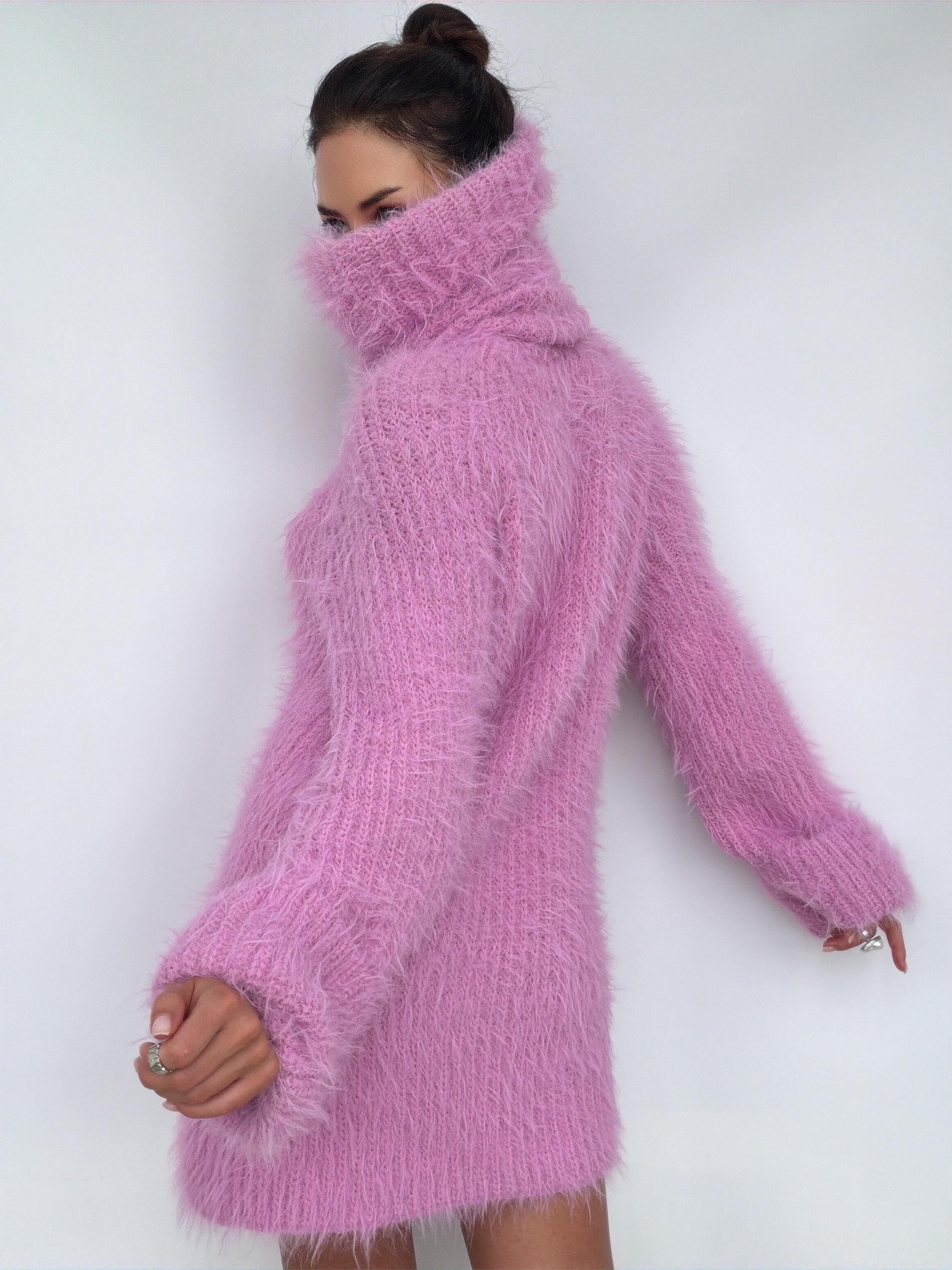 Chunky Knit Large Turtleneck Sweater Dress, Soft Light Pink Merino Wool Pullover, Oversized High Collar Winter Tunic, Handcrafted Knitwear