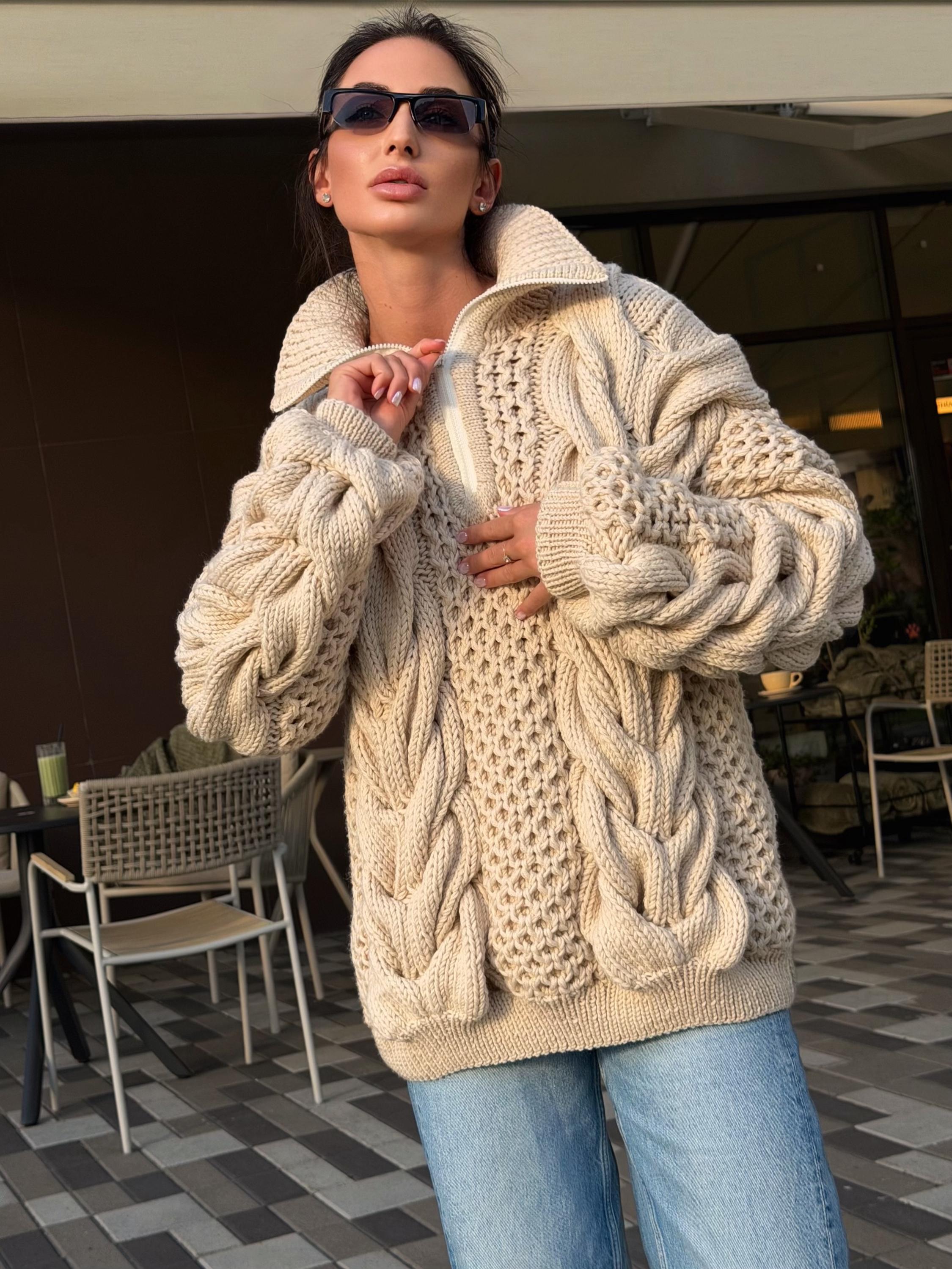 Chunky cable knit chunky 100% merino wool sweater turtleneck Hand knit soft pastel beige pullover High collar Warm oversize sweater unisex