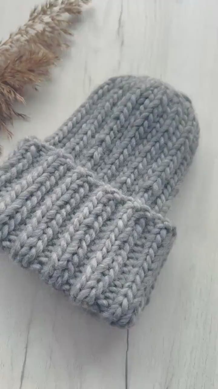 Chunky knit hat Super Chunky Beanie Winter knit hat Big warm winter knitted hat Light Gray Pastel knit hand hat Chunky knit beanie
