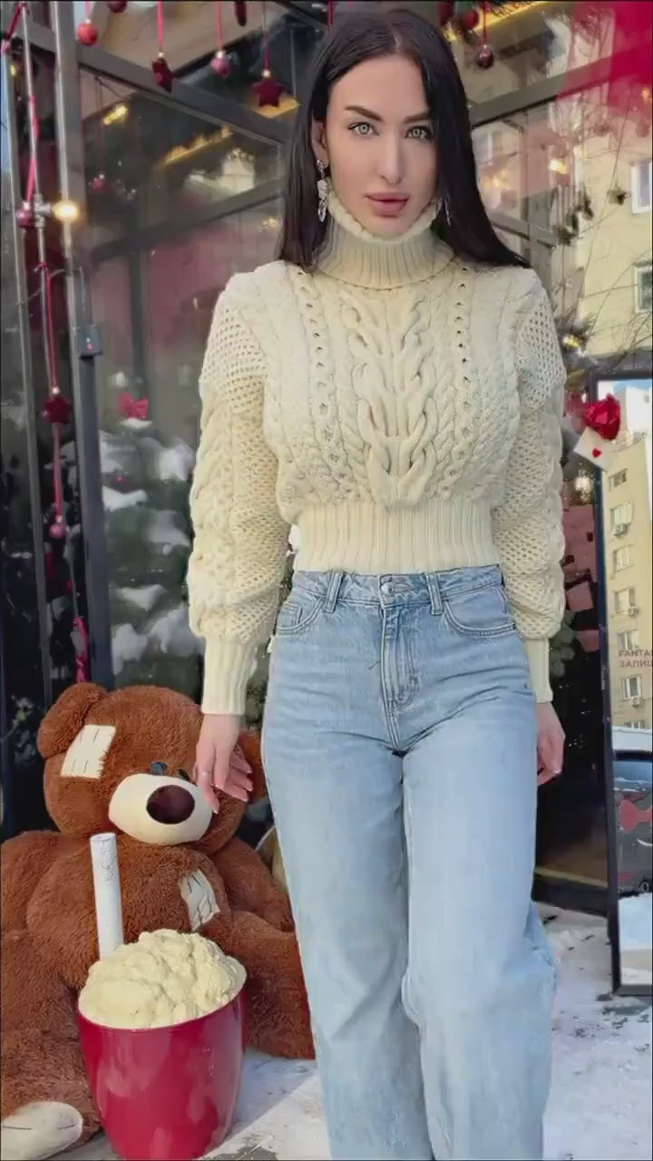 Cropped handmade white milk cream 100% merino wool aran sweater turtleneck Chunky Knit Pullover Womens Cable knit merino wool winter jumper